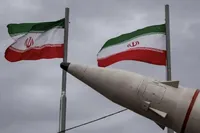 معاون نیروی دریایی سپاه: آمریکا در موضع التماس برای توافق با ایران است