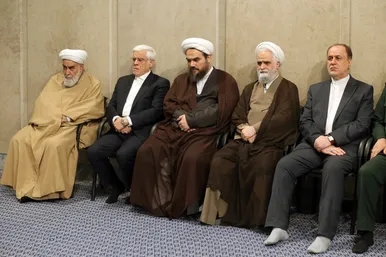 گزارش تصویری | دیدار مسئولان و کارگزاران نظام با رهبر معظم انقلاب (۱۸ اسفند)