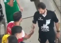 ویدئو | جنجال در راهروی ورزشگاه؛ برخورد عجیب داوران با پرسپولیسی‌ها!