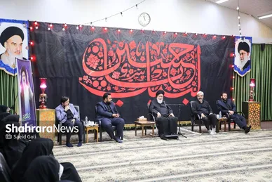 دیدار جمعی از خبرنگاران و کارمندان مؤسسه فرهنگی شهرآرا با نماینده ولی‌فقیه در خراسان‌رضوی