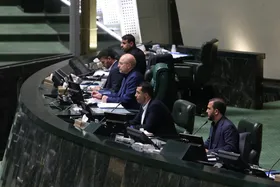دهمین جلسه مجلس برای بررسی لایحه بودجه ۱۴۰۴ آغاز شد
