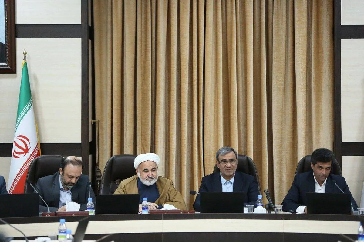 تأکید استاندار خراسان رضوی بر پیگیری مشکلات و چالش‌های اقتصادی نشریات محلی