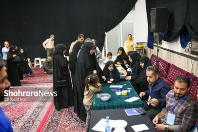 عکس‌هایی از دور دوم انتخابات ریاست جمهوری در مشهد (۴)