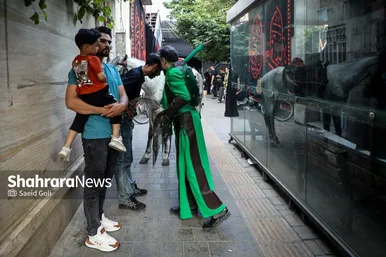 گزارش تصویری | کاروان اعلام عزای ماه محرم در مشهد