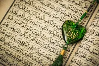 از دختران نوجوان قرآنی در حرم امام‌رضا(ع) تقدیر شد