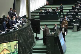 مخالف وزیر پیشنهادی کار: عدم حضور رئیس&zwnj;جمهور در جلسه رأی اعتماد شائبه برانگیز است