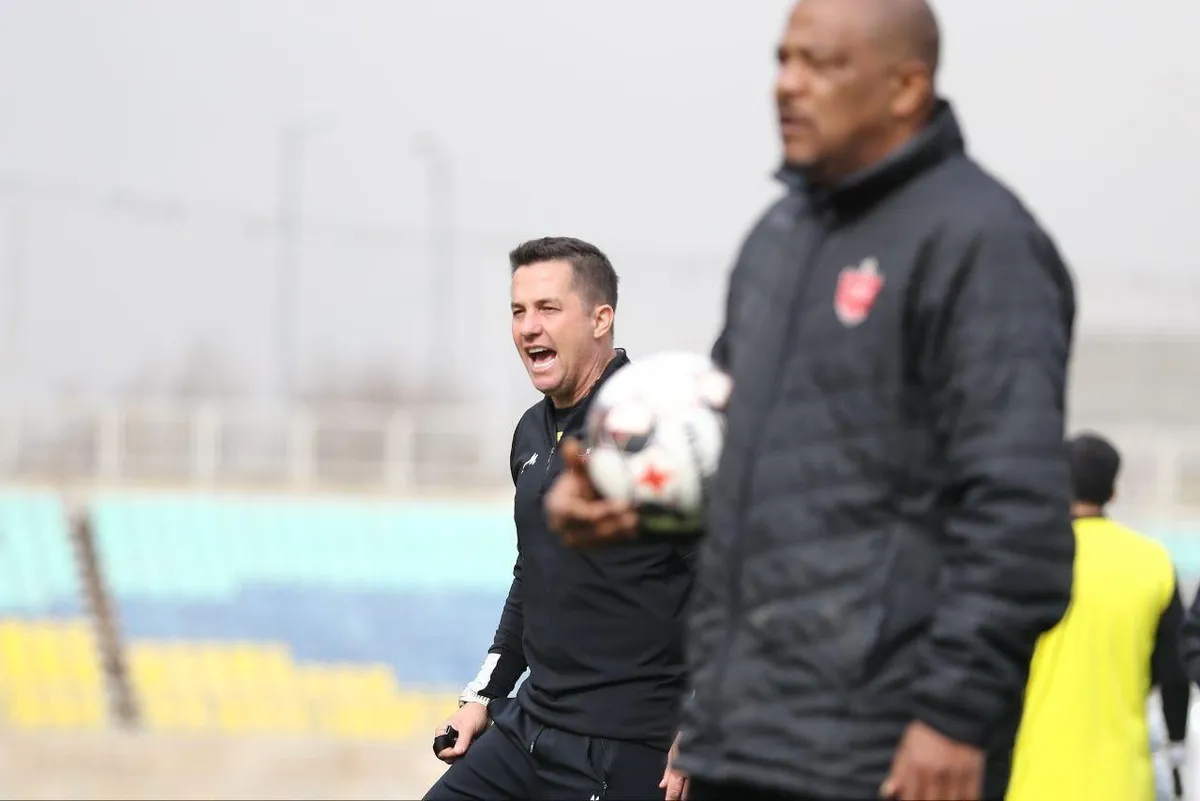 اوسمار در پرسپولیس ماندنی است