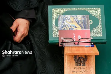 مراسم ترتیل‌خوانی بانوان در حرم مطهر رضوی