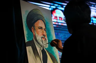 سوگواره هنری شهدای خدمت «ققنوس»