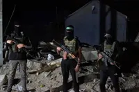 القسام جسد اسیر صهیونیست دیگری را تحویل می‌دهد