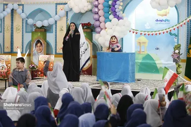 گزارش تصویری | جشن شکوفه‌ها در حرم امام رضا (ع) | کلاس اولی‌ها در پناه امام مهربانی‌ها