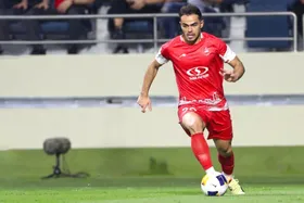 جلسه یک ساعته اورونوف برای تمدید قرارداد با پرسپولیس