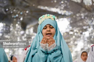 گزارش تصویری | جشن تکلیف دانش آموزان دختر مدارس غیر دولتی در حرم مطهر رضوی