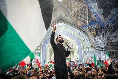اجتماع مردمی «وعده صادق» در حرم مطهر رضوی