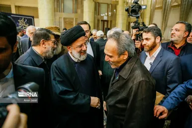عکس‌هایی از افطاری رئیس جمهور با بازیگران