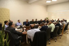 برگزاری جلسه کارگروه تنظیم بازار خراسان رضوی با محوریت بررسی وضعیت تأمین و توزیع کالا&zwnj;های اساسی (۲۴ خرداد ۱۴۰۴)
