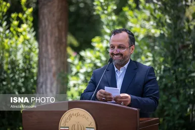 عکس‌هایی از حاشیه آخرین جلسه هیات دولت سیزدهم