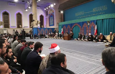 گزارش تصویری | دیدار شرکت‌کنندگان در مسابقات بین‌المللی قرآن کریم با رهبر معظم انقلاب (۱۴ بهمن ۱۴۰۳)