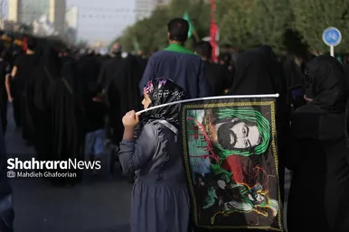 پیاده‌روی جاماندگان اربعین حسینی در مشهد