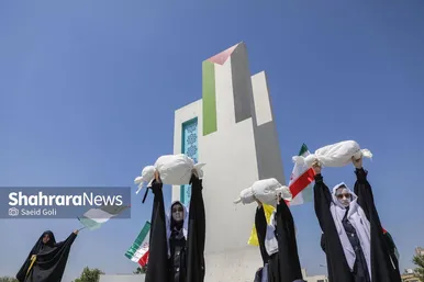 گزارش تصویری | تجمع دانش آموزان مشهدی در محکومیت کشتار کودکان غزه
