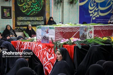 تشییع پیکر بانوی شهیده فاطمه دهقان از شهدای حادثه تروریستی کرمان