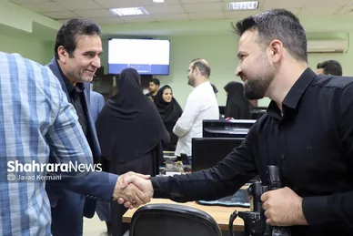 بازدید جمعی از مسئولین شهری مشهدمقدس از موسسه فرهنگی شهرآرا (۲) (۱۶ مرداد ۱۴۰۳)