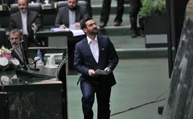 وزیر ارتباطات در مجلس؛ کل پول گرفته شده در مورد ستاره مربع&zwnj;ها را کامل به مردم برگرداندیم + ویدئو