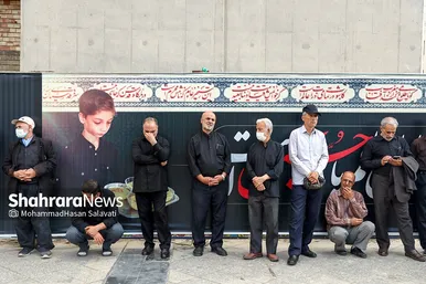 تشییع پیکر مطهر ۵ شهید مدافع حرم در مشهد