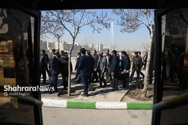 گزارش تصویری | بازدید شهردار و اعضای شورای اسلامی شهر مشهد مقدس از المان‌های بهاری (۲۹ اسفند ۱۴۰۳)
