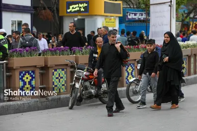 گزارش تصویری | زائران نوروزی در خیابان امام‌رضا(ع) مشهد