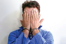 سرقت ۴/۵ میلیارد بیت کوین توسط تعمیرکار تلفن همراه!