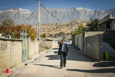 زندگی در سی سخت یک سال پس از زلزله