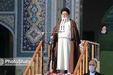 اقامه نماز عید سعید فطر در حرم مطهر امام رضا(ع)