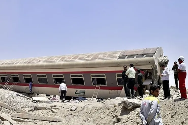 مقصران حادثه تصادف قطار طبس-یزد بازداشت شدند