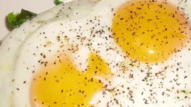 اینفوگرافی| فواید ترکیب تخم&zwnj;مرغ و فلفل سیاه