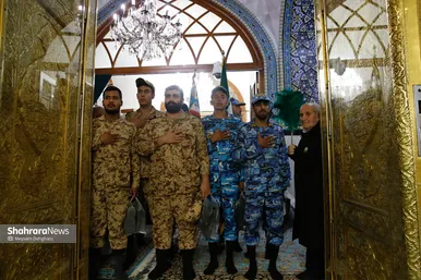 گزارش تصویری | بزرگداشت مقام سرباز در حرم مطهر رضوی
