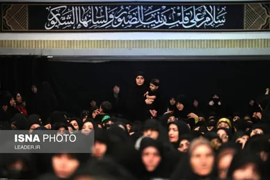 اولین شب مراسم عزاداری حضرت اباعبدالله‌الحسین(ع) در حسینیه امام‌خمینی(ره)