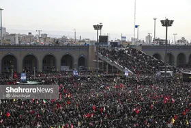 ویدئو | پرچم گردانی &laquo;لثارات الحسین&raquo; در مراسم وداع با رهبر شهید در مصلی تهران