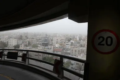 هجوم ریزگردها به آسمان مشهد