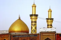 درب طلایی جدید حرم حضرت عباس(ع) نصب شد + فیلم