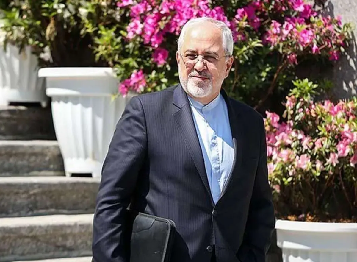 «ظریف» آرای خود را به صندوق انداخت