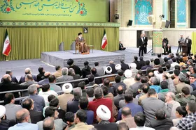 ضرورت درک صحیح مداحان از مسئولیت&zwnj;های اجتماعی | روایت جمعی از ذاکران خراسانی اهل&zwnj;بیت (ع) از دیدار با رهبر معظم انقلاب اسلامی