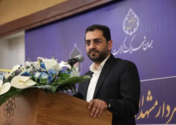 مداحان اهل‌بیت(ع) مدیریت شهری را در ترویج سبک زندگی خادم، زائر و مجاور یاری کنند