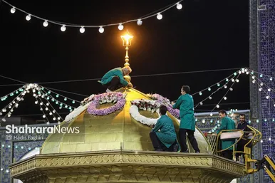 گزارش تصویری | گل‌آرایی حرم مطهر رضوی به‌مناسبت سالروز میلاد امام‌رضا(ع)