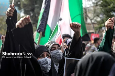 راهپیمایی مردم مشهد در محکومیت جنایت تروریستی در حرم مطهر شاهچراغ (ع)