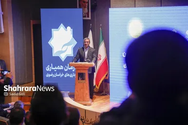 گزارش تصویری | آیین رونمایی و تحویل ۴۲ دستگاه خودروی سنگین خدمات عمومی به شهرداری‌های خراسان رضوی