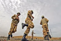 حق بیمه مربوط به احتساب سوابق خدمت سربازی چگونه محاسبه می‌شود؟