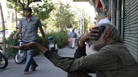 میلیاردری که اسپند دود می&zwnj;کند