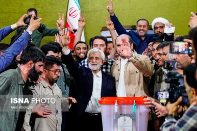 عکس‌هایی از پزشکیان و جلیلی پای صندوق رای در مرحله دوم انتخابات