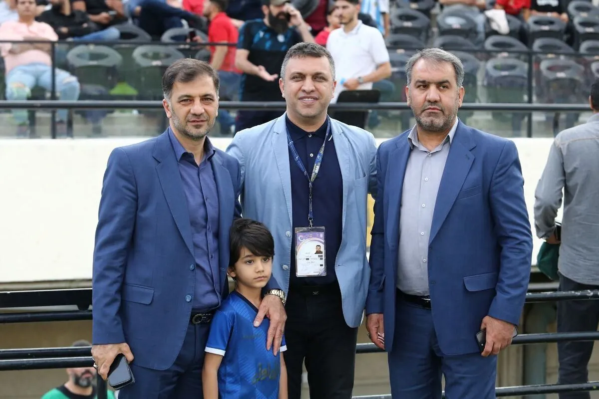معاون استقلال برکنار می‌شود؟